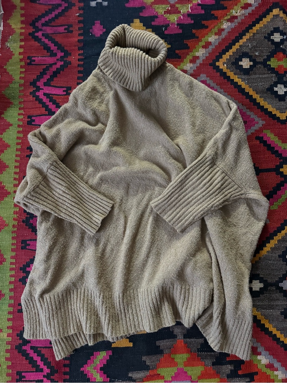 Cozy Cream Turtleneck Sweater - Relaxed Fit